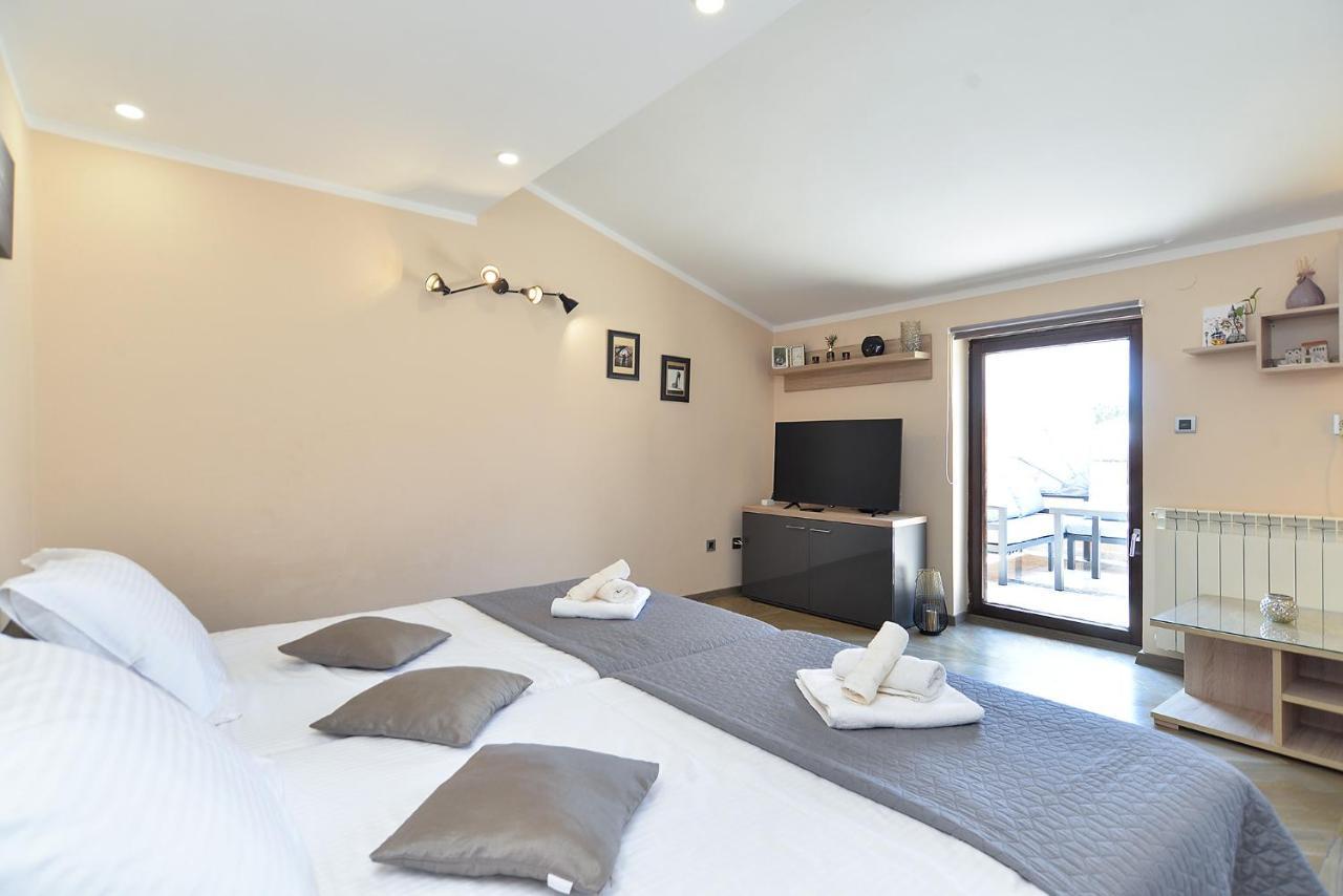 Apartment Mirela 2145 Fažana Zewnętrze zdjęcie
